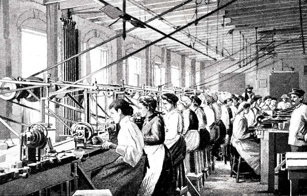 women labor in the industrial revolution