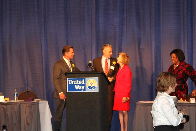Safety National Receives United Way's Regional Award for Outstanding Volunteer Efforts