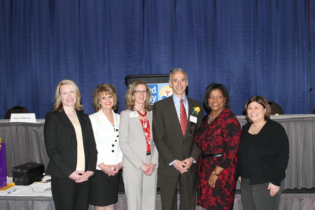 Safety National Receives United Way's Regional Award for Outstanding Volunteer Efforts